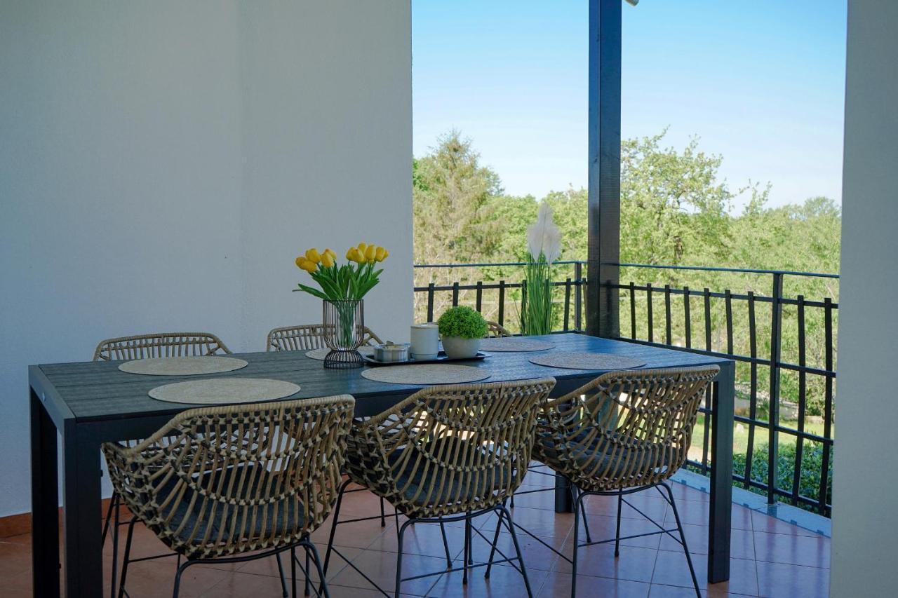Вілла Leon With Private Pool Sveti Petar u Sumi Екстер'єр фото